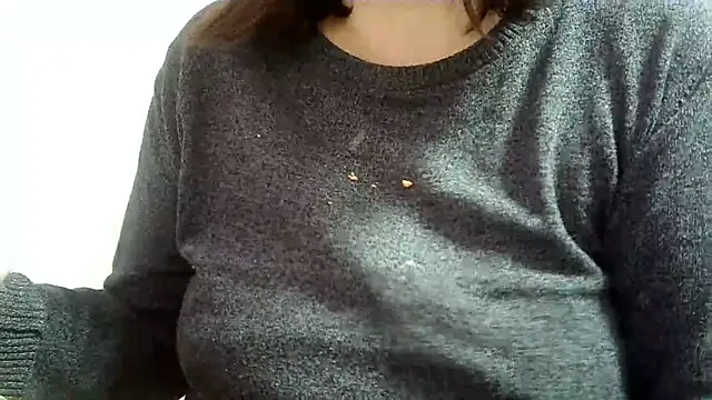 Lucinka1 online show from January 24, 2025, 5:11 pm