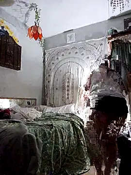 sweetkitty111 online show from February 27, 2025, 2:10 pm