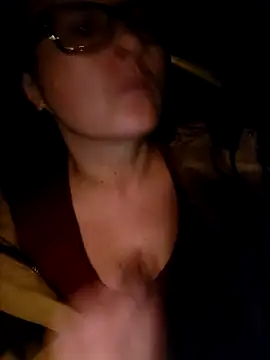 sweetkitty111 online show from November 9, 2025, 1:59 am