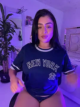 lucianaroy online show from January 13, 2026, 6:18 am