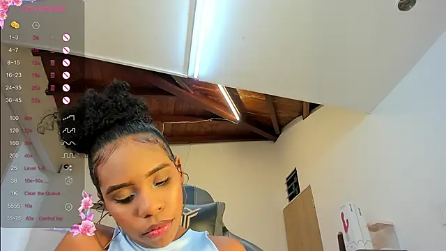 lia 16 online show from January 5, 2025, 9:57 pm