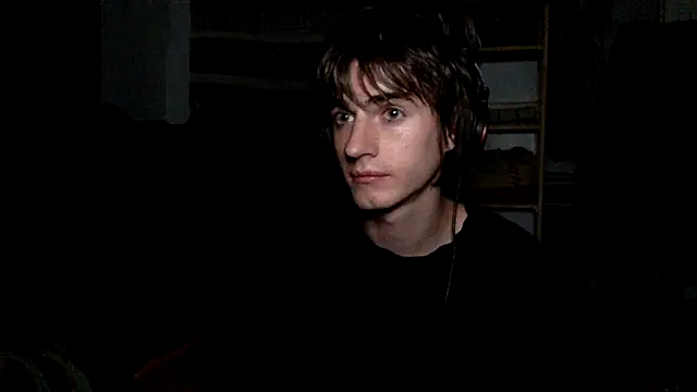 spicylaboi online show from April 6, 2026, 4:32 am