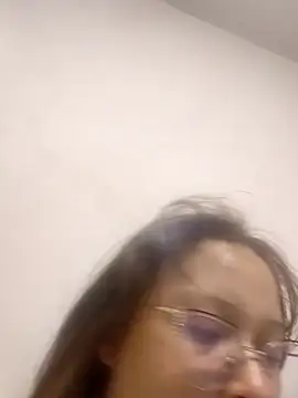 Snapshot of lucyy06 chatting on July 12, 2026, 5:42 am lucyy06 online show from July 12, 2026, 5:42 am
