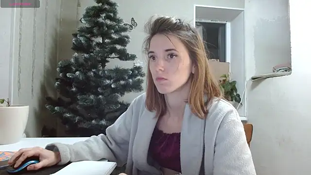 Snapshot of RosaJil chatting on December 15, 2024, 5:20 pm RosaJil online show from December 15, 2024, 5:20 pm