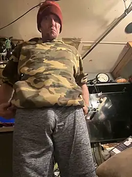 Snapshot of Followthepiper chatting on February 4, 2025, 11:49 am Followthepiper online show from February 4, 2025, 11:49 am