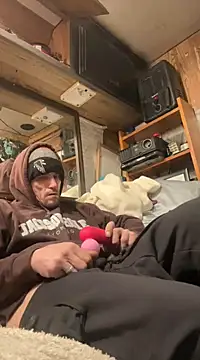 Snapshot of Followthepiper chatting on February 12, 2025, 10:14 am Followthepiper online show from February 12, 2025, 10:14 am