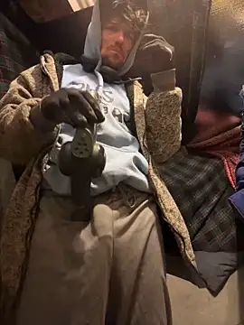 Snapshot of Followthepiper chatting on March 2, 2025, 2:00 pm Followthepiper online show from March 2, 2025, 2:00 pm