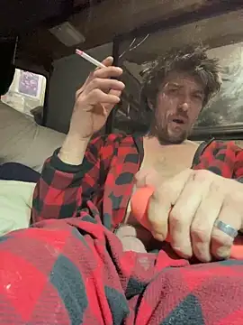 Snapshot of Followthepiper chatting on March 22, 2025, 12:35 pm Followthepiper online show from March 22, 2025, 12:35 pm