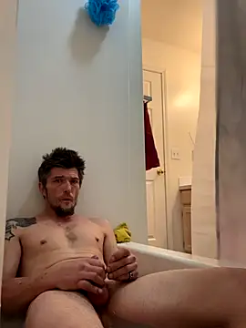 Snapshot of Followthepiper chatting on November 9, 2025, 11:47 pm Followthepiper online show from November 9, 2025, 11:47 pm