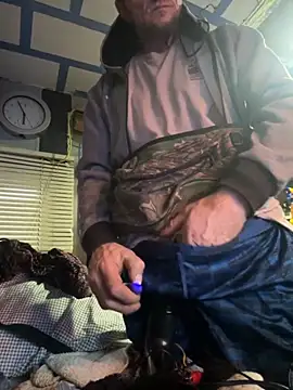 Snapshot of Followthepiper chatting on November 11, 2025, 11:49 pm Followthepiper online show from November 11, 2025, 11:49 pm