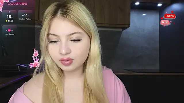 shy blondiee online show from January 5, 2026, 8:45 pm