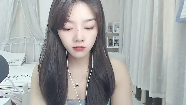 Snapshot of Jenny-Z chatting on April 29, 2026, 1:43 am Jenny-Z online show from April 29, 2026, 1:43 am