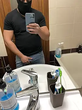 marianmin online show from February 17, 2025, 10:51 am