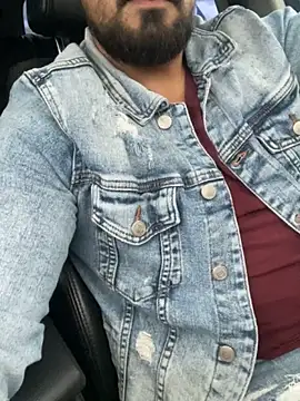 marianmin online show from October 4, 2025, 3:32 pm