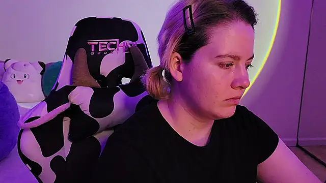 InternetFairy XO online show from December 15, 2024, 3:09 pm