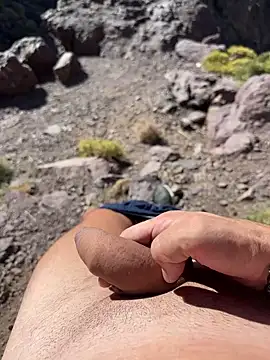 cagoulegrosse online show from October 12, 2025, 9:52 am