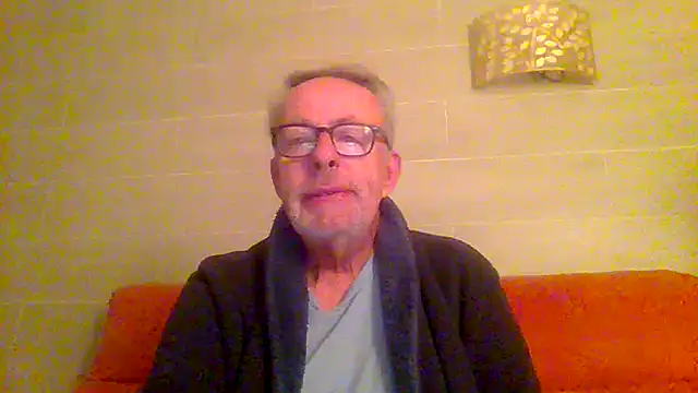 tuggy59 online show from February 20, 2026, 5:37 am