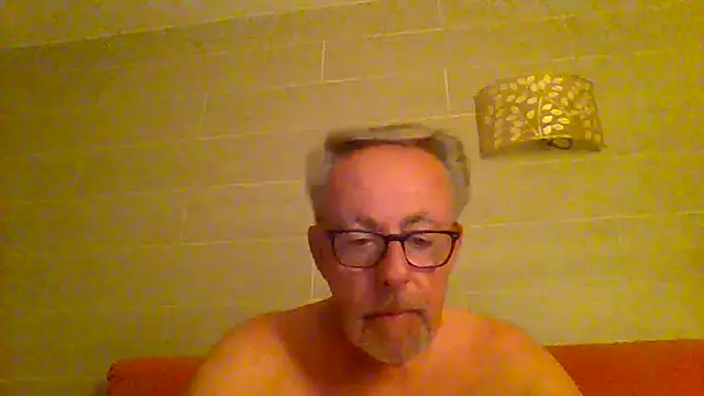 tuggy59 online show from May 24, 2026, 4:28 am