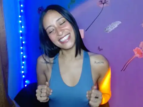 Michelle-Smith- online show from November 11, 2025, 4:01 am