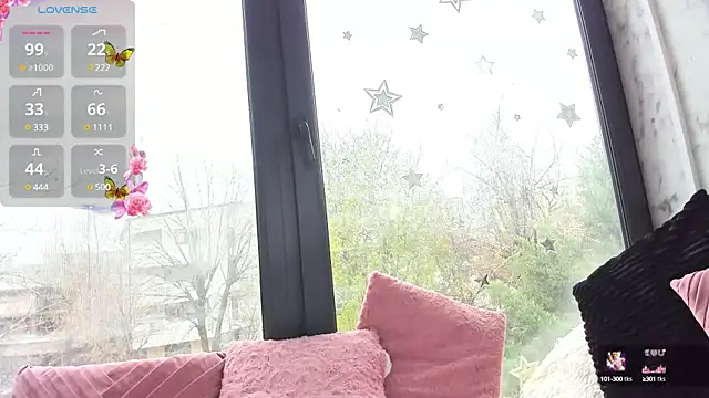 Snapshot of Sassy_Teen chatting on December 11, 2024, 10:03 am Sassy Teen online show from December 11, 2024, 10:03 am