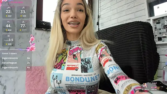 Snapshot of Sassy_Teen chatting on February 8, 2025, 9:13 am Sassy Teen online show from February 8, 2025, 9:13 am