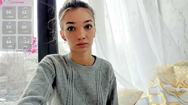 Snapshot of Sassy_Teen chatting on March 13, 2025, 9:43 am Sassy Teen online show from March 13, 2025, 9:43 am