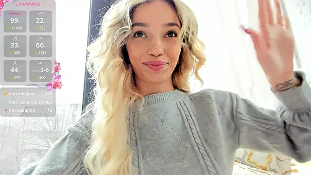 Snapshot of Sassy_Teen chatting on March 17, 2025, 7:13 am Sassy Teen online show from March 17, 2025, 7:13 am