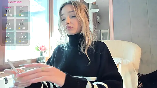 Snapshot of Sassy_Teen chatting on September 30, 2025, 9:47 am Sassy Teen online show from September 30, 2025, 9:47 am