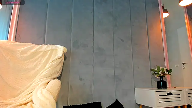 Snapshot of Sassy_Teen chatting on October 23, 2025, 9:19 am Sassy Teen online show from October 23, 2025, 9:19 am