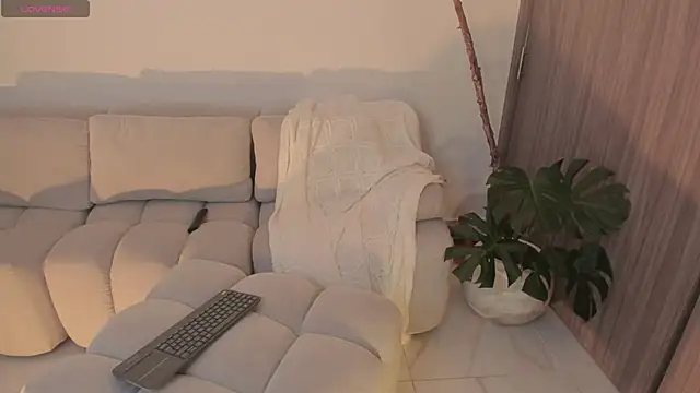 LindseyMoss online show from October 11, 2025, 12:54 am