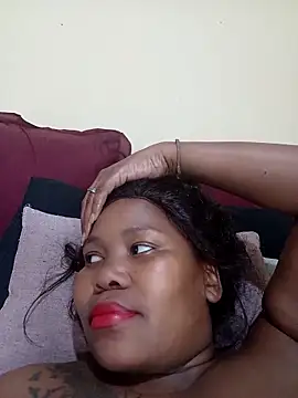 Real1SweetQueen online show from February 13, 2025, 5:01 pm