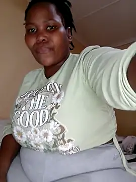 Real1SweetQueen online show from February 15, 2025, 2:55 pm