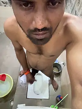 rajasexy881801 online show from June 3, 2026, 6:24 pm