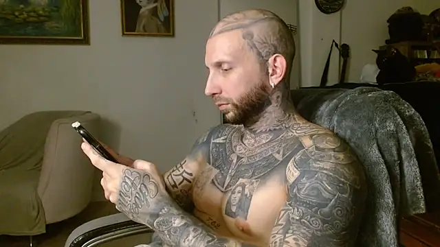 bobbybacala91 online show from September 24, 2025, 9:23 am