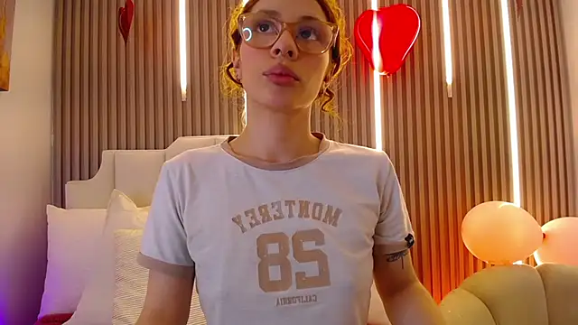 Katy Van online show from February 13, 2026, 9:00 pm