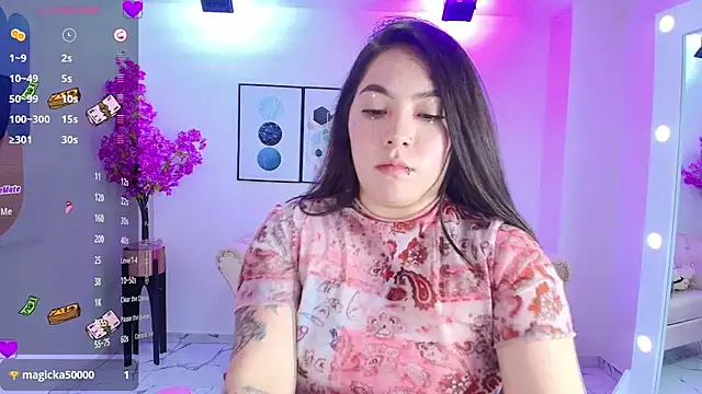 Isa reel online show from March 10, 2026, 8:14 pm