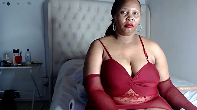 Snapshot of PlatnumBoobsX chatting on March 6, 2026, 10:50 pm PlatnumBoobsX online show from March 6, 2026, 10:50 pm