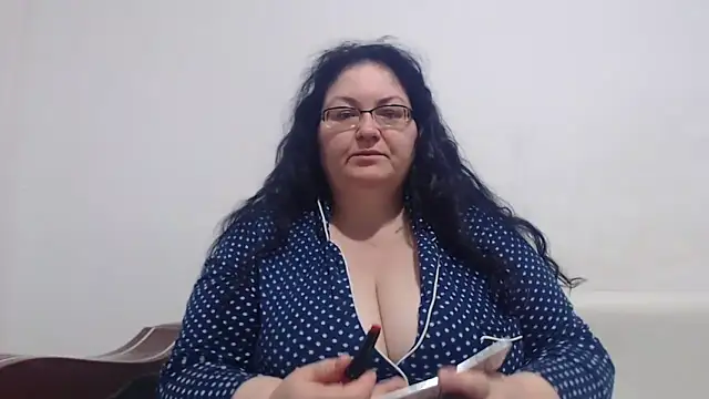 Nykyxo online show from April 9, 2026, 10:15 pm