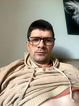 Juliano2289 online show from September 25, 2025, 4:00 pm