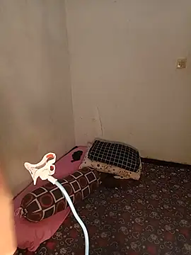 Snapshot of Chall_mee chatting on July 8, 2026, 4:22 pm Chall mee online show from July 8, 2026, 4:22 pm