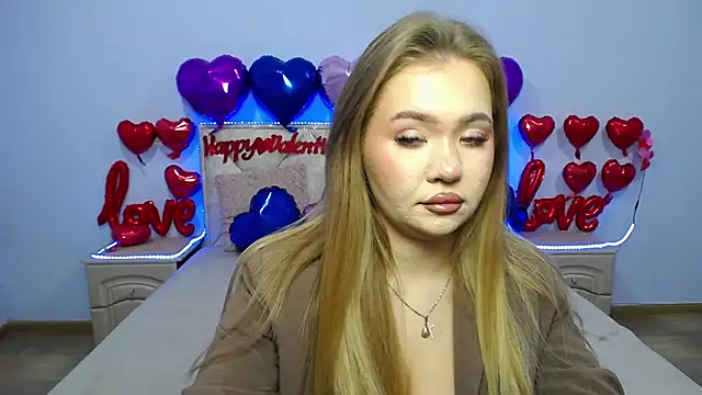 StacyYellig online show from February 5, 2025, 8:32 am