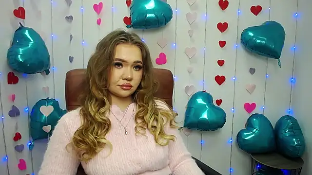 StacyYellig online show from February 15, 2025, 8:11 pm