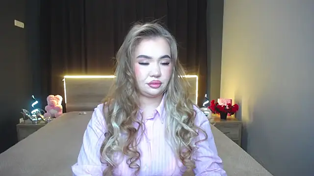 Snapshot of StacyYellig chatting on February 12, 2026, 8:59 pm StacyYellig online show from February 12, 2026, 8:59 pm