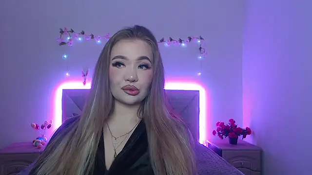 Snapshot of StacyYellig chatting on April 13, 2026, 8:36 pm StacyYellig online show from April 13, 2026, 8:36 pm