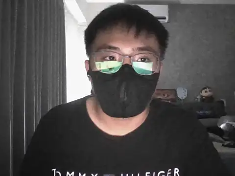 We1116 online show from November 9, 2025, 7:34 pm