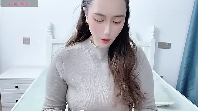 LIsha--170 online show from November 9, 2025, 7:28 am