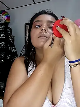 stefanie010 online show from September 10, 2025, 5:35 pm