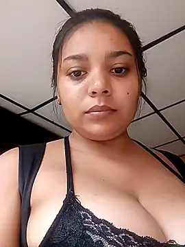 stefanie010 online show from March 13, 2026, 4:13 pm