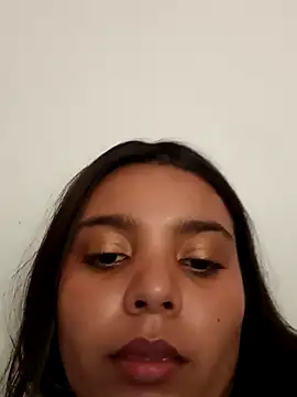 stefanie010 online show from April 26, 2026, 8:28 pm