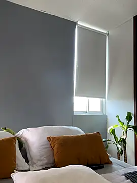 santiago 01 online show from December 15, 2025, 7:51 pm